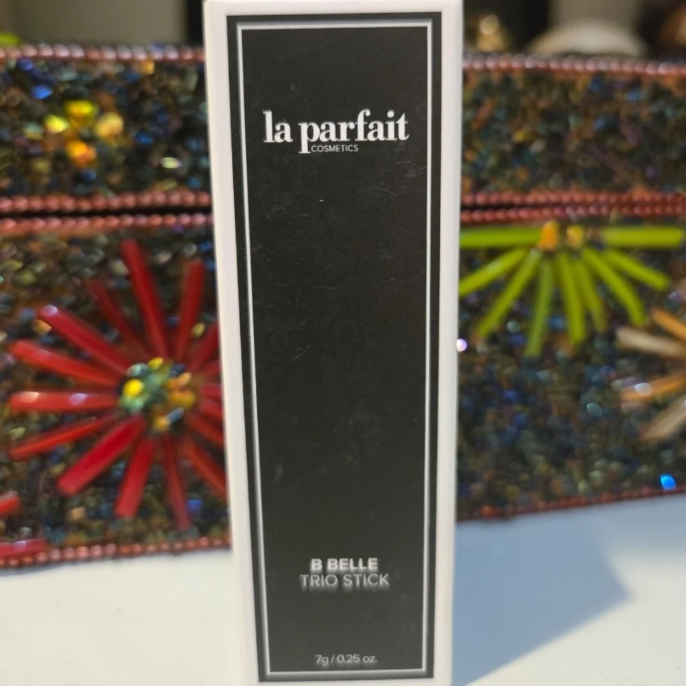 La Parfait Cosmetics B-Belle Trio Stick NIB